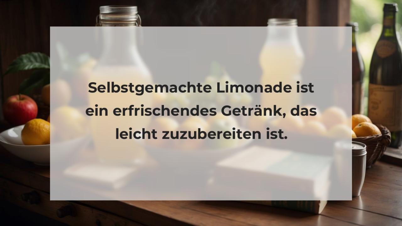 Selbstgemachte Limonade ist ein erfrischendes Getränk, das leicht zuzubereiten ist.